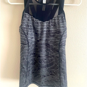 Lululemon Gray & Black Tank Top w/ Mesh size 4‎